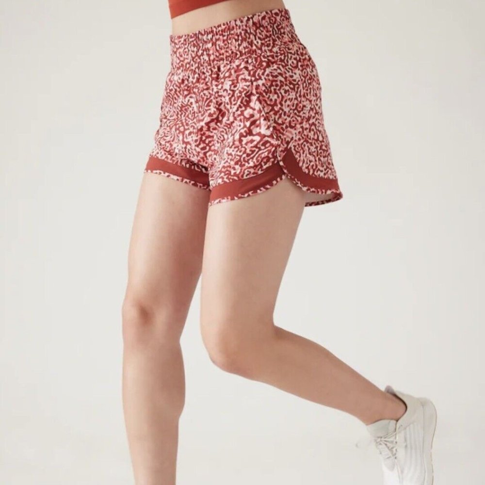 NEW Athleta Mesh Racer Run High Rise 3" Shorts SMALL NWT